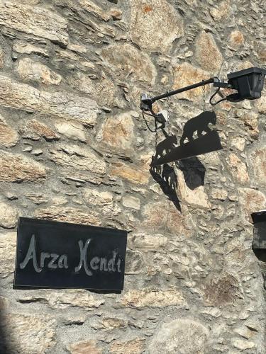 Certifikát, hodnocení, plakát nebo jiný dokument vystavený v ubytování Gîte de groupe Arza Mendi