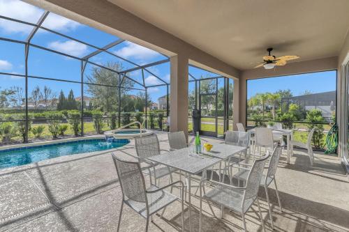 Private Pool Villa with Hot Tub 14 Mi to Disney photo 6