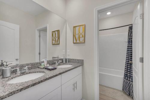 Private Pool Villa with Hot Tub 14 Mi to Disney photo 51