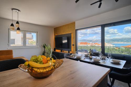 Gallery image of Solis Apartment - Sea View & Pool in Slatine