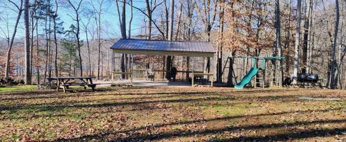 Norris Lake Hideawayにあるキッズエリア