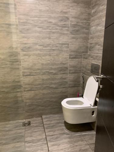 Φωτογραφία από το άλμπουμ του 2 Bed with Top Amneties - Skypark One Gulberg Greens στο Ισλαμαμπάντ