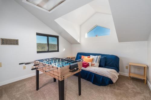 Φωτογραφία από το άλμπουμ του DomeRoom-Spa-Pool-Views-PlaySet-GameRoom-FamilyFun σε Ahwahnee