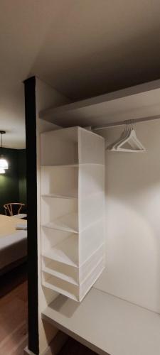 Double Room with Private WC in Shared House in Downtown Lisbon