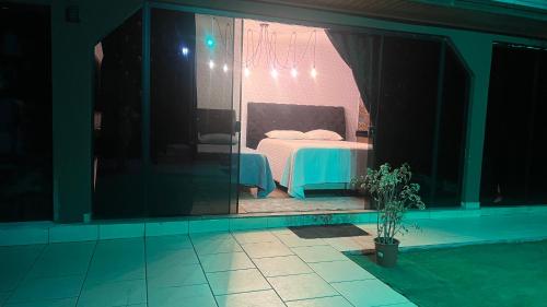 Bassein majutusasutuses Quarto Aconchegante N 1 või selle lähedal