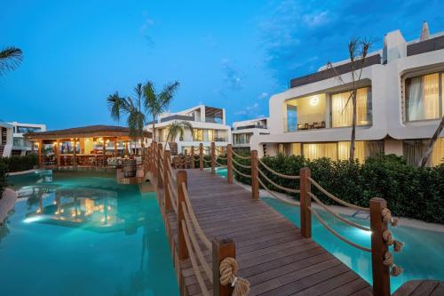 Gallery image of Club Arona Luxury Villas Belek UAI in Serik