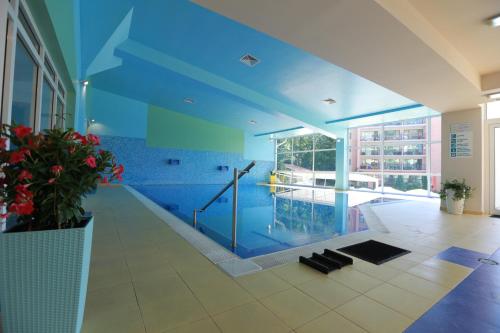 Piscina di Madara Park Hotel - All Inclusive or BB o nelle vicinanze