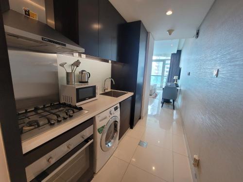Damac Upper Crest - Blue Ocean Holiday Homes