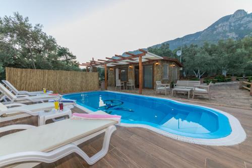 Ceren Villa Akyaka Daily Weekly Rentals