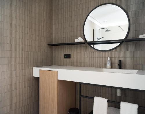 Gambar di galeri bagi Hotel Lotus di Reykjavík