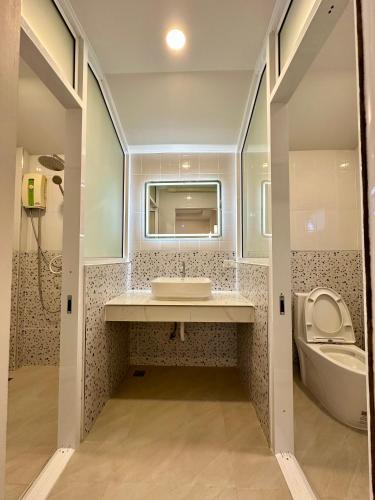 Ένα μπάνιο στο Euphoria Bungalow