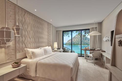 AYANA Komodo Waecicu Beach — Sea view