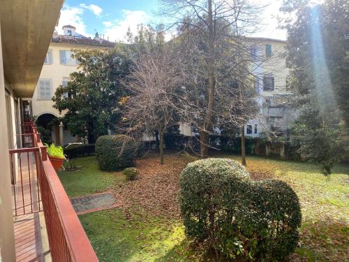 Relaxing Garden Apt Near Historic Florence