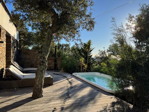 Photo de la galerie de l'établissement La Villa Nausikaa à Bénat, à Bormes-les-Mimosas