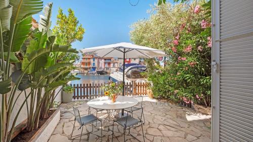 Luxueux appartement avec terrase sur la mer