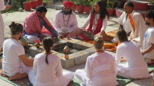 Ospiti di Om Yoga Ashram - 7 Days Yoga Meditation Retreat