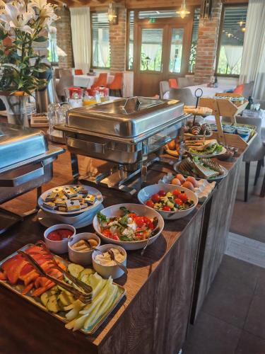 Toit külalistemaja aladel või selle läheduses