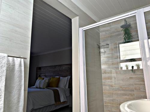 Ένα μπάνιο στο White Sparrow Villa