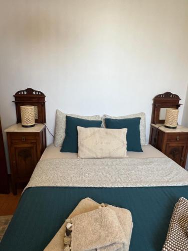 Ένα ή περισσότερα κρεβάτια σε δωμάτιο στο Casa das Flores Funchal