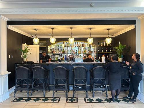 Bebidas en Redlands Hotel
