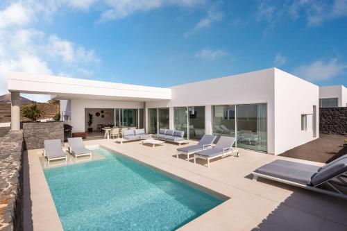 Πισίνα στο ή κοντά στο Villas Alondra