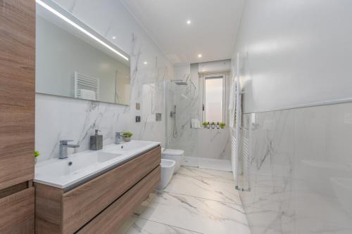 Luxury 2 Bedroom Apartment in Central Milan