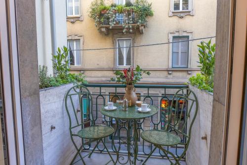 Luxury 2 Bedroom Apartment in Central Milan