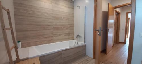 Phòng tắm tại Oporto SurfLodge