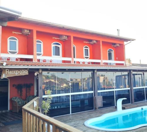 Swimmingpoolen hos eller tæt på Pousada Vista ao Farol