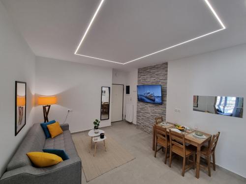 Renovated 2-Bedroom Apartment with Balcony 62sqm Near Athens Center
