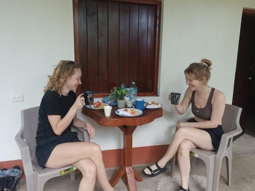 Επισκέπτες που μένουν στο Holy Spirit Hostel Ometepe