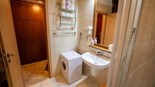 Kúpeľňa v ubytovaní Bernadett Villa Apartman 3
