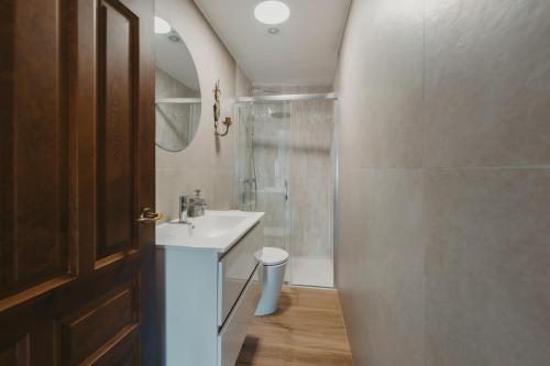 Ένα μπάνιο στο Apartamentos exclusivos en casco histórico