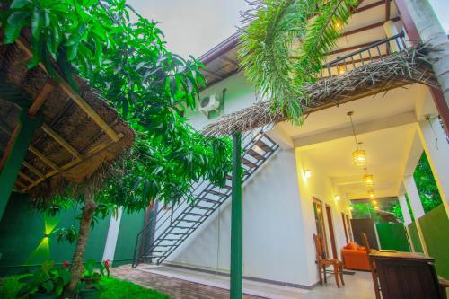 Фотография из галереи Happiness Villa and Yala Safari в городе Тиссамахарама
