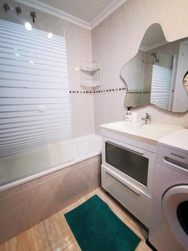 Costa de Verano Apartment with swimming pool in the center of Torrevieja