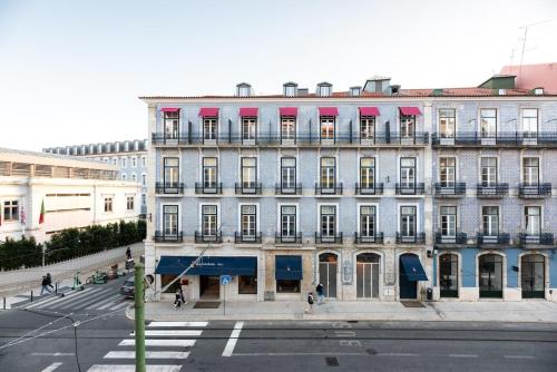 Bica Contemporary Historic 2 Bedroom Apt