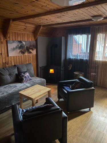 Ruang duduk di Chata TATRY,