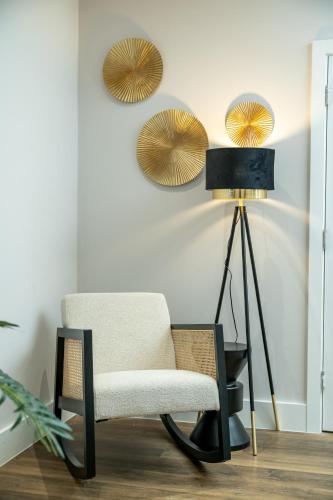 Ruang duduk di Boutique Lux London Apartments-Free Parking