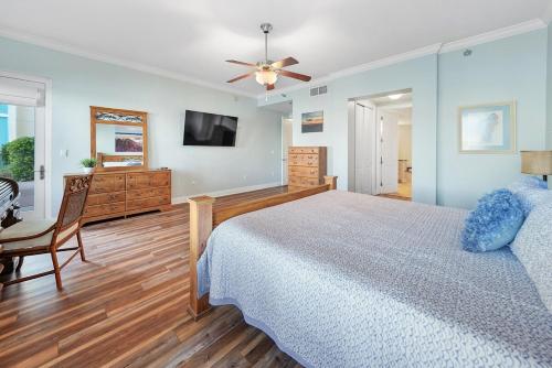 Ένα ή περισσότερα κρεβάτια σε δωμάτιο στο Carillon Sunset 101