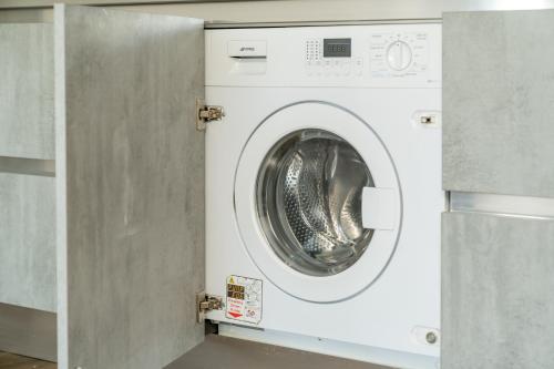 Gambar di galeri bagi Boutique Lux London Apartments-Free Parking di Totteridge