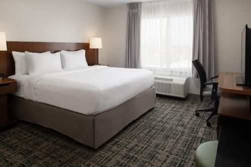 Fairfield Inn & Suites by Marriott Tampa Westshore/Airport Image