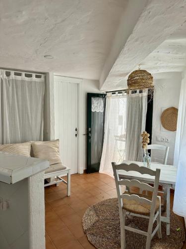 Ένα ή περισσότερα κρεβάτια σε δωμάτιο στο Loft en Binibeca