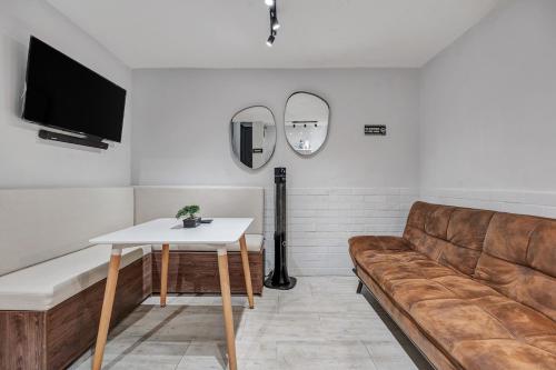 GAIRA - Provenza Walkable Area, AC & Balcony facing KarolG club