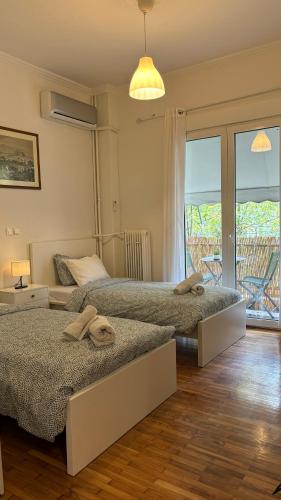 Fionas apartment in Athens