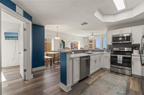 Calypso Beach Resort! Premium 3BD 3BA Corner Unit! photo 22