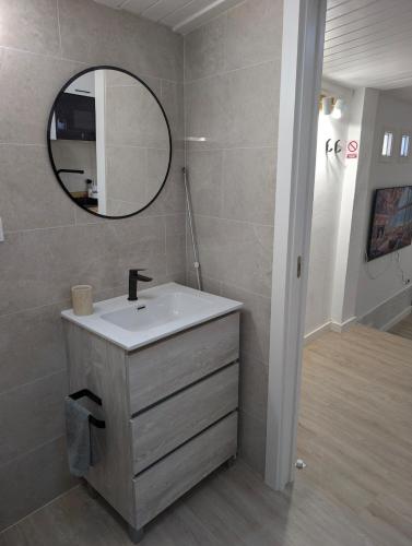 Apartment located near the beach