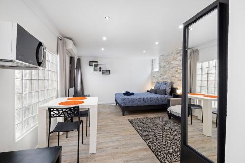 Nice Renting - PENCHIENATTI - Chic & Modern Urban Pearl Massena Old Nice photo 6