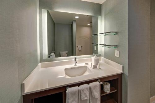 Residence Inn by Marriott Kansas City Downtown/Convention Center Image