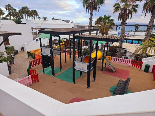 vista lobos flamingo beach