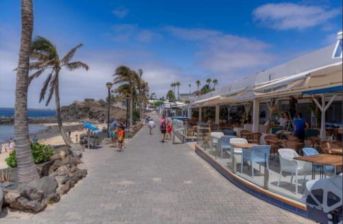 vista lobos flamingo beach
